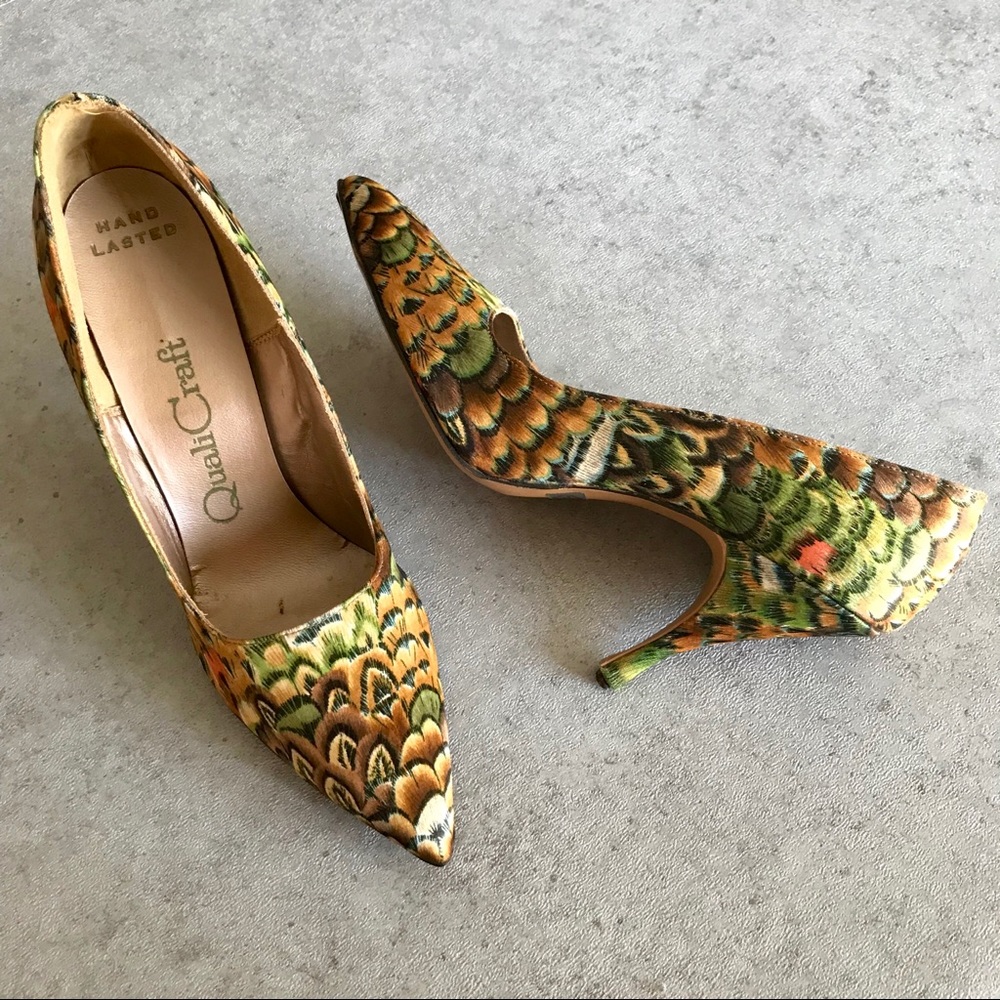 Vintage 1950s Feather Satin Quali Craft Pumps